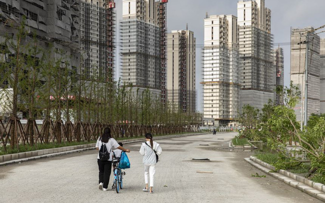 Thuế bất động sản có thể khiến thị trường địa ốc Trung Quốc gặp khó khăn.