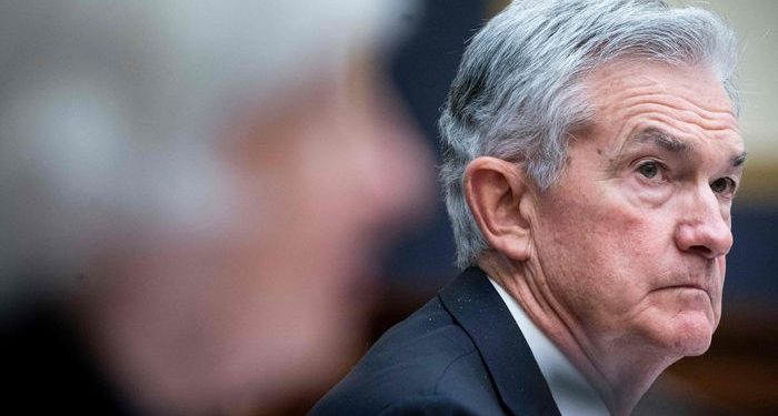 Trước siêu biến thể Omicron, lần đầu tiên Powell tuyên bố: Rủi ro suy giảm kinh tế ngày càng tăng và lạm phát ngày càng phức tạp