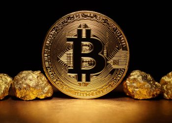 Bitcoin (BTC) tạm dừng thua lỗ trong bối cảnh bị chỉ trích. ETF bị từ chối đã khiến các nhà đầu tư phải trả giá “12.700%”