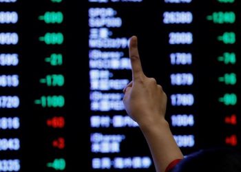 Chứng khoán Châu Á - Thái Bình Dương biến động, Trung Quốc giữ nguyên lãi suất cơ bản