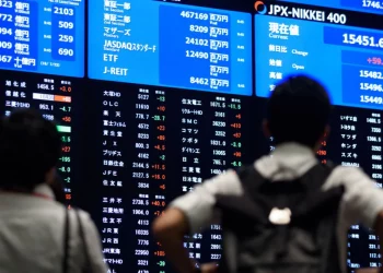 Chứng khoán Châu Á - Thái Bình Dương biến động trái chiều khi cổ phiếu công nghệ sụt giảm