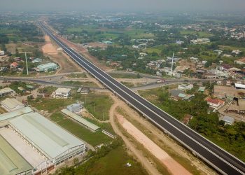 Hậu Covid-19, giao dịch đất nền phía Nam sôi động trở lại
