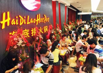 Haidilao sẽ đóng cửa 300 cửa hàng trước cuối năm 2021 do cổ phiếu lao dốc
