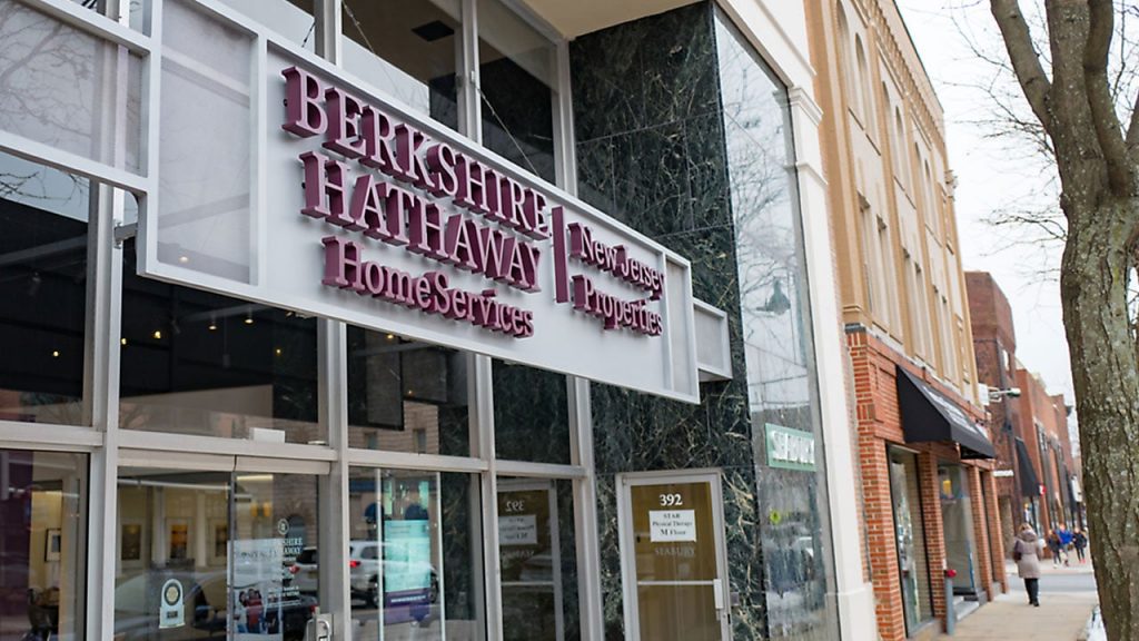 Lợi nhuận ròng quý III của Berkshire Hathaway giảm mạnh