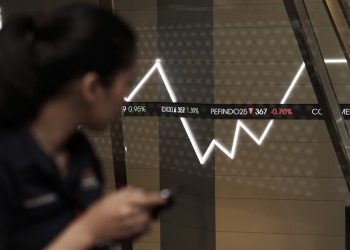 IPO “hoành tráng” nhất thế giới 2021: Giá cổ phiếu của DCI đã tăng tới 10.000% kể từ khi niêm yết!