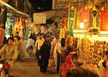 Ngân Hàng Trung Ương Pakistan "mạnh dạn" dự báo tăng trưởng kinh tế 5% bất chấp "bóng ma" lạm phát