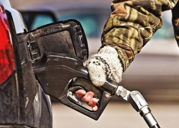 Khi giá dầu tiếp tục tăng, tại sao ông Biden không hành động? Bởi vì ngay cả Mỹ giải phóng nguồn dự trữ dầu chiến lược cũng vô ích