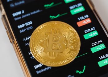 Direxion rút đơn đăng ký “Bear ETF” giúp nhà đầu tư bán khống Hợp đồng tương lai BTC