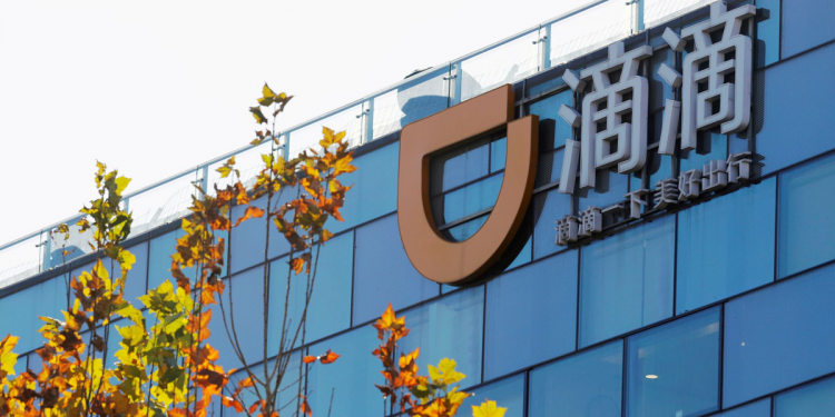 Trung Quốc: Hãng gọi xe Didi Global bị yêu cầu... rút niêm yết tại Mỹ?
