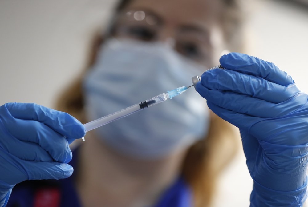 Không còn lạc quan, chứng khoán châu Âu dự kiến giảm sâu đầu phiên trong bối cảnh lo ngại vaccine chống biến thể Omicron