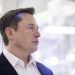 Đối mặt với hóa đơn thuế hơn 15 tỷ USD, Elon Musk muốn bán 10% cổ phiếu tại Tesla?