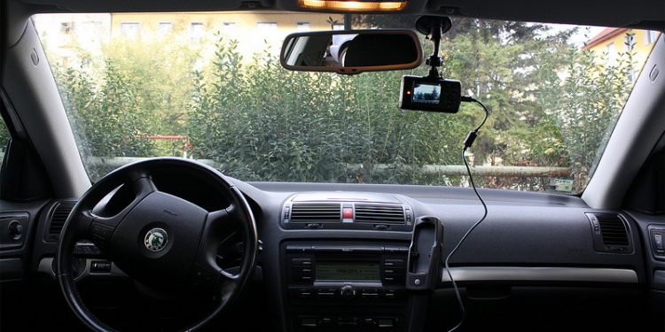 Bộ GTVT đôn đốc ô tô kinh doanh vận tải lắp camera