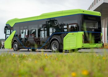 Hà Nội: Tuyến xe bus điện đầu tiên lăn bánh vào đầu tháng 12