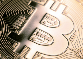 Bitcoin giảm thủng mức hỗ trợ 50.000 USD