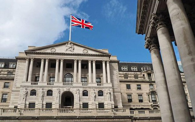 Ngân hàng Trung ương Anh (BOE) đã bất ngờ nâng lãi suất