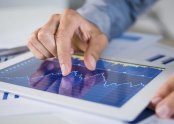 Góc nhìn chứng khoán tuần 13-17/12: Tích lũy để trở lại đỉnh 1,500 điểm?