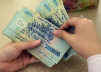 Doanh nghiệp được hỗ trợ giảm 37 khoản phí, lệ phí