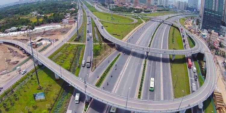 Áp dụng công nghệ để quản lý đường cao tốc hiệu quả