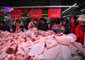 Trung Quốc tăng thuế nhập khẩu thịt lợn từ 2022