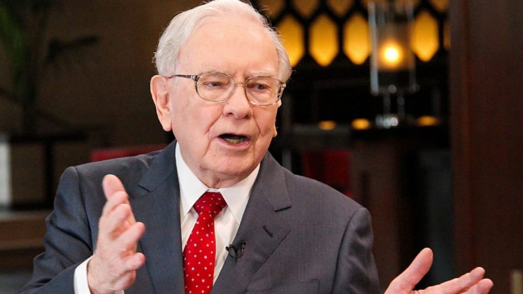 Phù thủy đầu tư Warren Buffett một lần nữa vượt qua CEO Meta