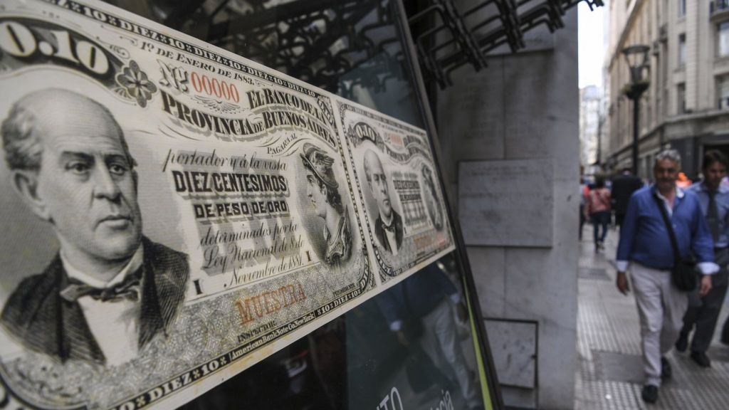 Argentina và IMF đạt được thỏa thuận tái cơ cấu khoản nợ