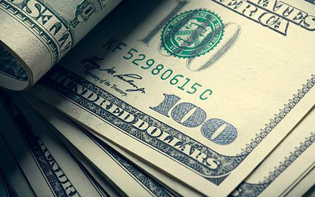 Đồng đô la Mỹ nhanh chóng tăng lên mức cao nhất trong 18 tháng