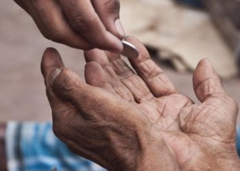 Dưới làn sóng tăng lãi suất, các thị trường mới nổi đối mặt với nguy cơ vỡ nợ