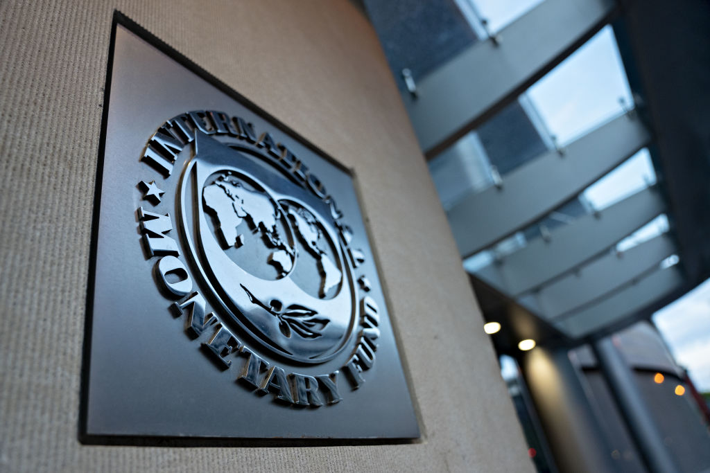 IMF cắt giảm dự báo tăng trưởng toàn cầu năm 2022 khi sự phục hồi của Mỹ và Trung Quốc suy yếu