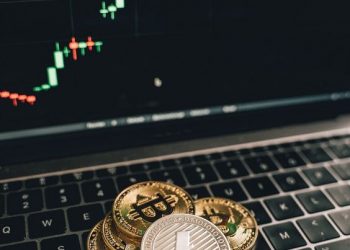 ViMoney: Điểm tin Crypto 15/1: Pakistan áp đặt lệnh cấm tiền điện tử, Ripple kêu gọi SEC sớm chuyển vụ việc, Ấn Độ bắt đầu ETF BTC và ETH