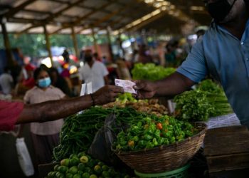 Những yếu tố đẩy Sri Lanka đến bờ vực vỡ nợ