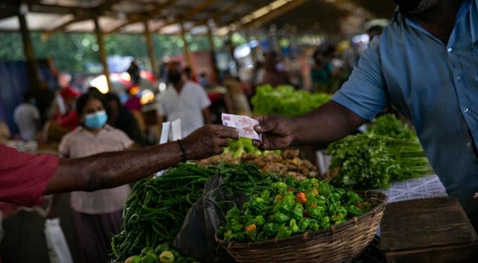 Những yếu tố đẩy Sri Lanka đến bờ vực vỡ nợ