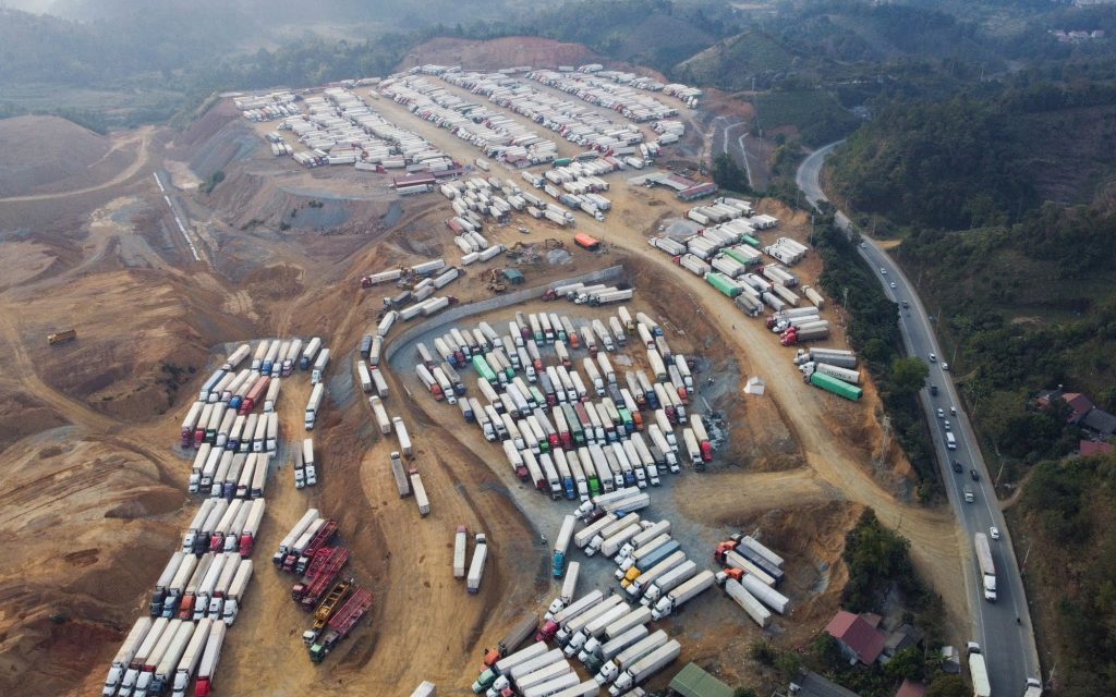 Trên 2.400 container ùn ứ tại cửa khẩu, Lạng Sơn tiếp tục khuyến cáo