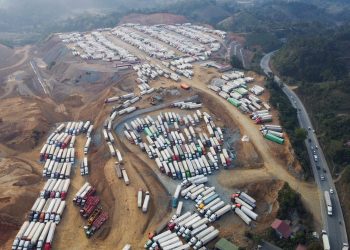 Trên 2.400 container ùn ứ tại cửa khẩu, Lạng Sơn tiếp tục khuyến cáo