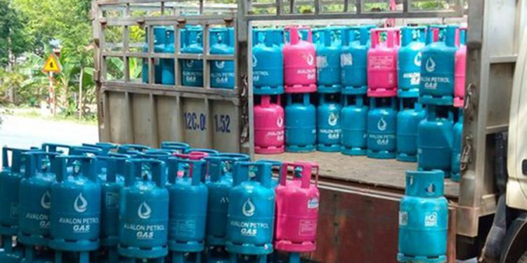 Từ 1/1, giá gas trong nước giảm