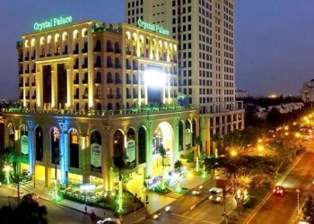 Khách sạn "cựa mình", giá phòng tăng 21% vào cuối năm 2021