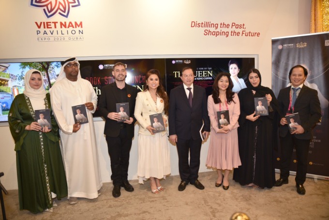 Vimoney: CEO King Coffee Lê Hoàng Diệp Thảo ra mắt tự truyện tại Dubai