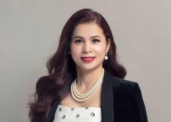 Vimoney: CEO King Coffee Lê Hoàng Diệp Thảo ra mắt tự truyện tại Dubai