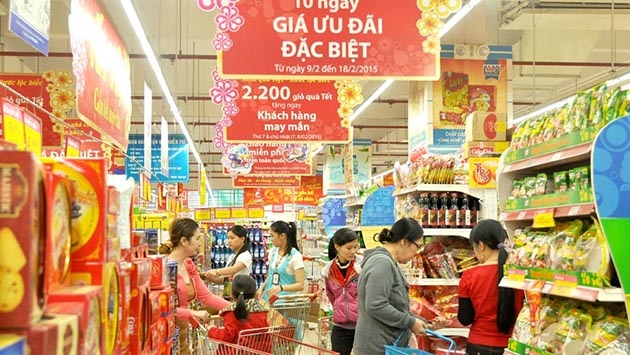 vimoney: Các siêu thị đồng loạt tăng thời gian bán hàng ngày Tết