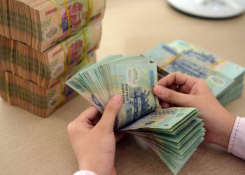 Ngành ngân hàng: Thưởng Tết 2022 cao nhất 10 tháng lương