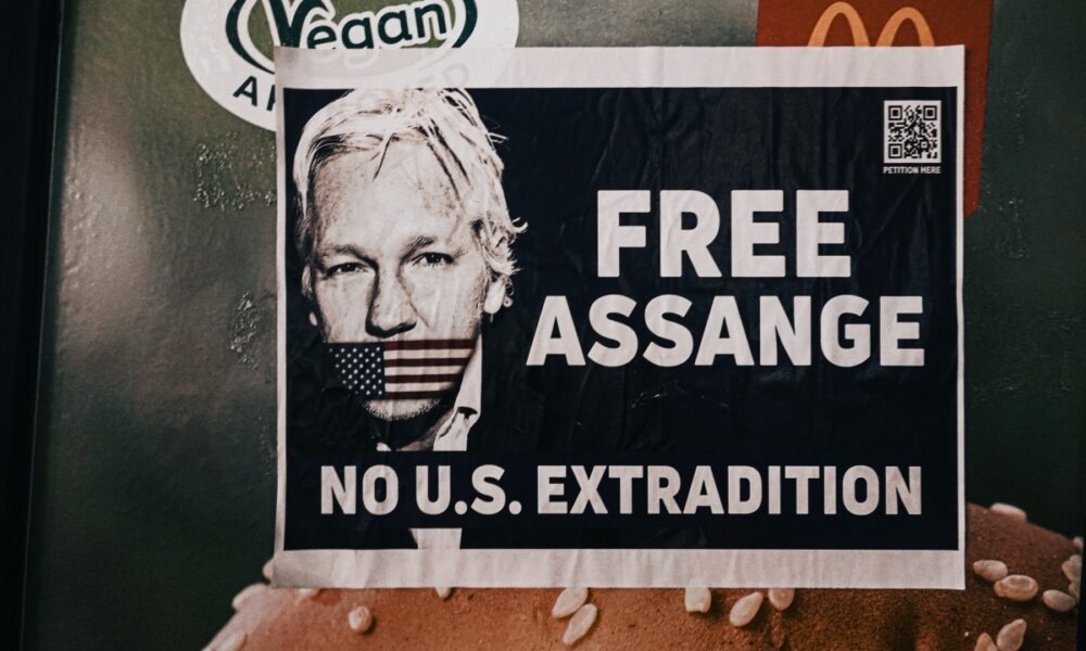 AssangeDAO huy động 53 triệu USD để giúp Julian đấu tranh tự do