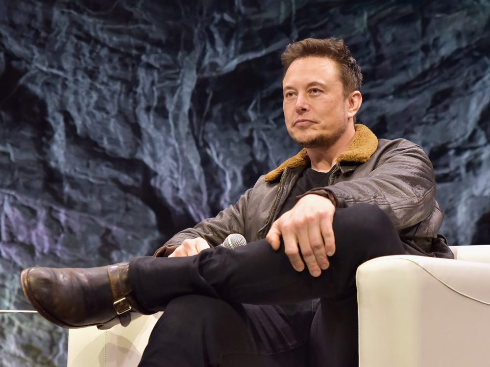 ViMoney: Elon Musk có "phản ứng tốt nhất từ ​​trước đến nay" trước lời chỉ trích gây sốc về Bitcoin của Charlie Munger