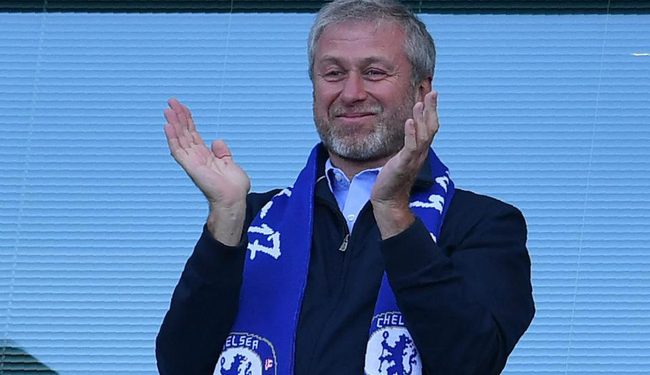 Roman Abramovich - Tỷ phú vừa trao quyền chủ tịch Chelsea giàu cỡ nào?