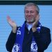Roman Abramovich - Tỷ phú vừa trao quyền chủ tịch Chelsea giàu cỡ nào?