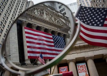 Goldman Sachs: Các quỹ đầu cơ “quay xe” với cổ phiếu công nghệ và chuyển sang cổ phiếu giá rẻ