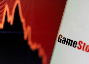 Cuộc đàn áp mạnh mẽ của Bộ Tư pháp Mỹ đối với hành vi bán khống đã mở rộng ra hơn 30 tổ chức