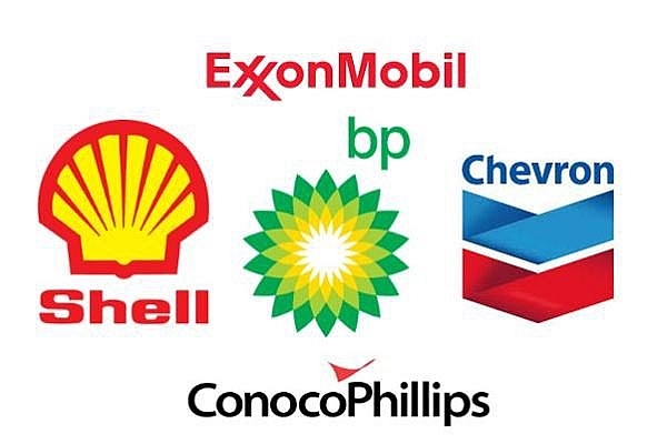 Giá dầu tăng cao nhưng các ông lớn dầu mỏ vẫn bất chấp chi 38 tỷ USD để mua lại cổ phần