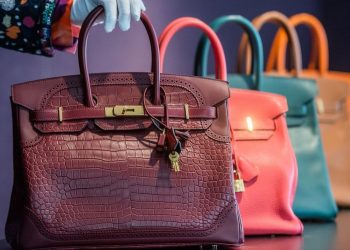 Hermès mở thêm 3 nhà máy mới