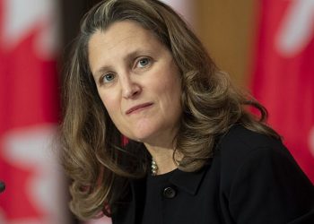 Canada đang để mắt đến các trang gọi vốn cộng đồng và tiền điện tử