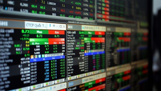 Nữ đại gia bị phạt 115 triệu vì "mua đáy, bán đỉnh"... chui cổ phiếu KDM