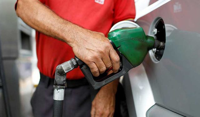 Giá xăng ở Venezuela rẻ hơn nước lọc, khoảng 460 đồng/lít